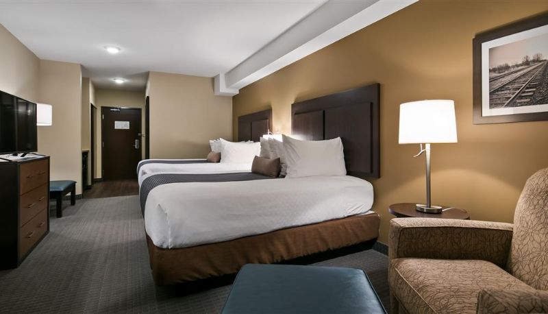 Camera - Best Western Plus Lacombe Inn & Suites
