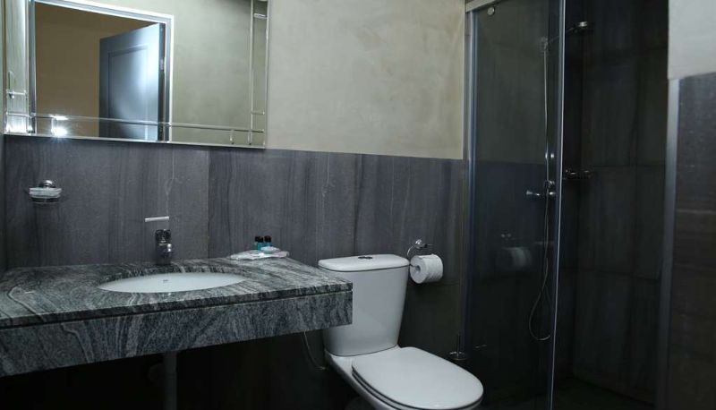 Camera - Best Western Bohemian Resort