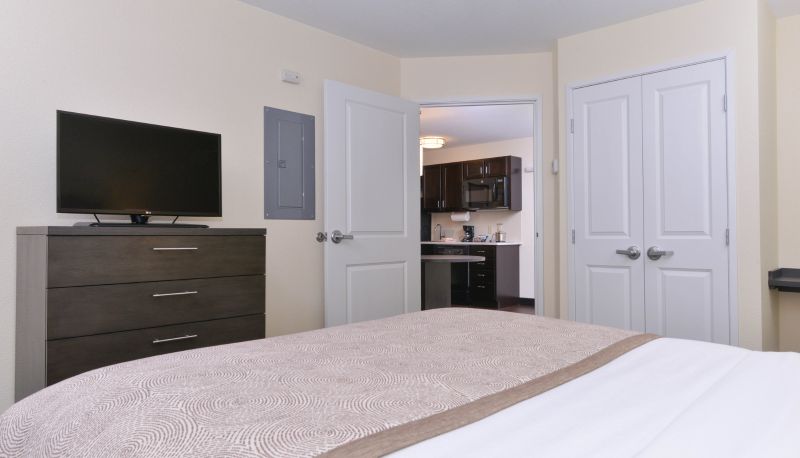 Zimmer - Candlewood Suites CASPER by IHG