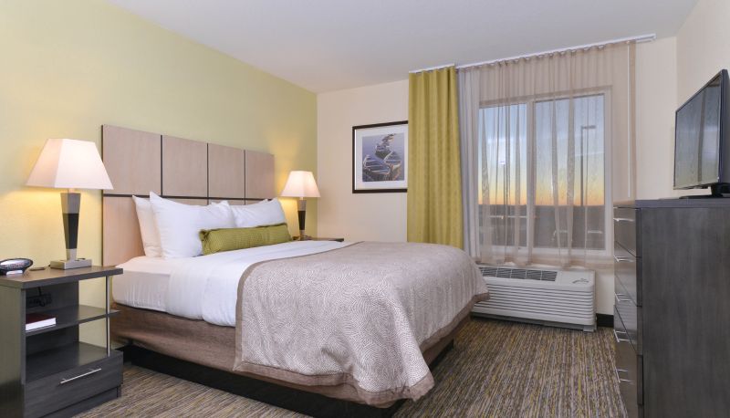 Zimmer - Candlewood Suites CASPER by IHG