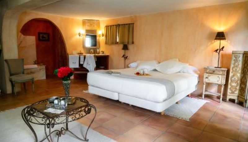Suite - Can Serola