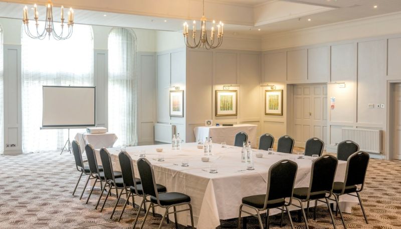 Sala de reuniones - JCT.14 by IHG Holiday Inn MILTON KEYNES EAST M1