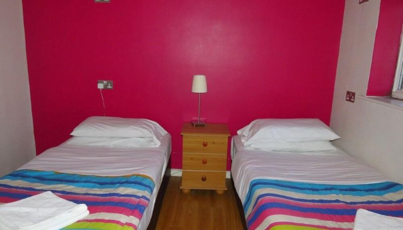 Camera economica (singola) - NosDa Hostel