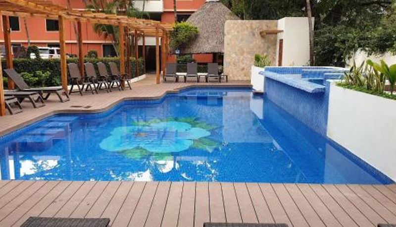 Piscina - Hotel Maya Tulipanes Palenque