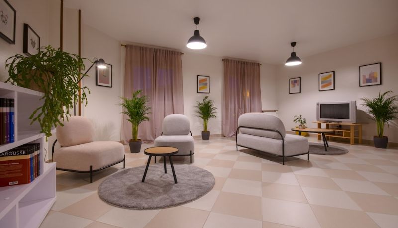 Info - U-Hotel Dario Lugo