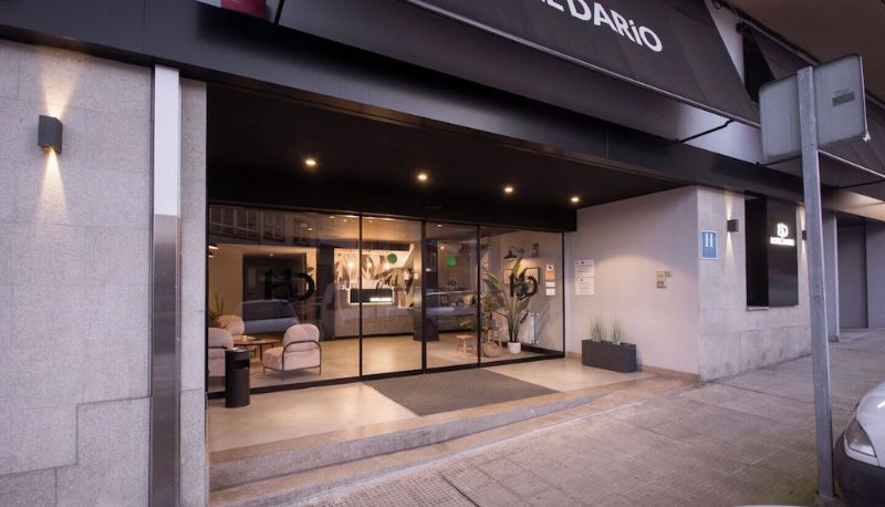 Info - U-Hotel Dario Lugo