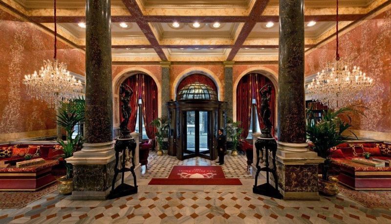 Hall - Pera Palace Hotel