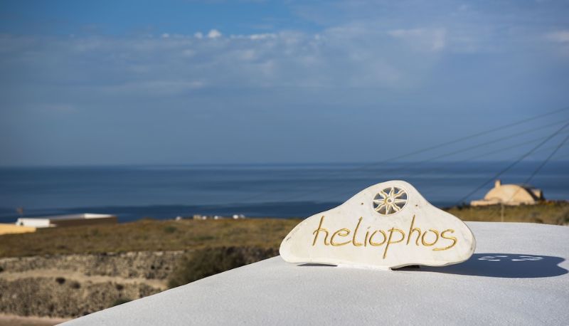 Info - Heliophos Boutique Caves