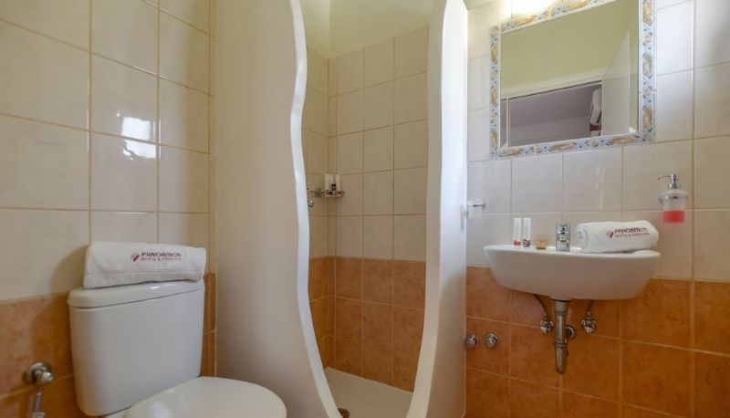 Banyo - Hotel Panormos