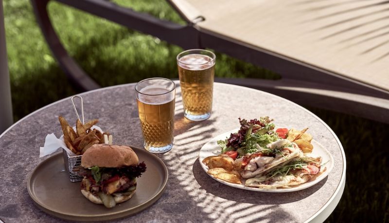 Bar - Windmill Bay Hotel