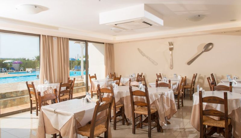 Restaurant - Oasis Beach Hotel Adults Only