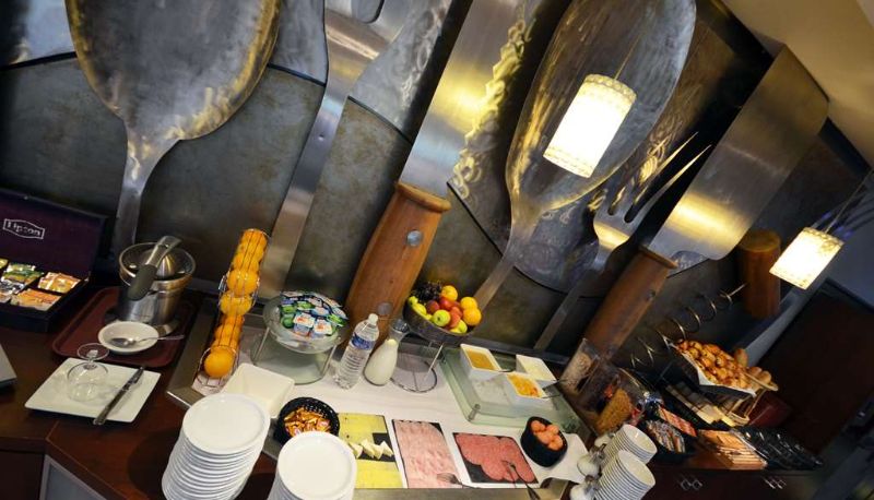 Restaurant - Kyriad Dijon Est Mirande