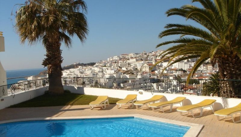 Piscina - Apartamentos Silmar
