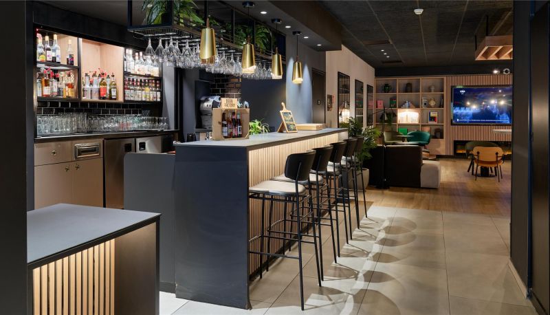 Bar - CAMPANILE PRIME PARIS 19 - La Villette
