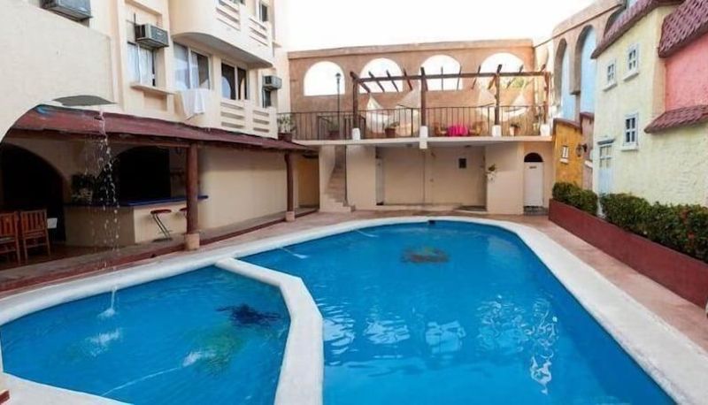 Pool - Zihuatanejo Centro