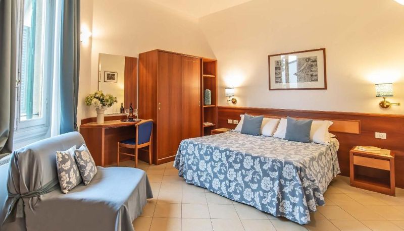 Kamer - Bonifacio