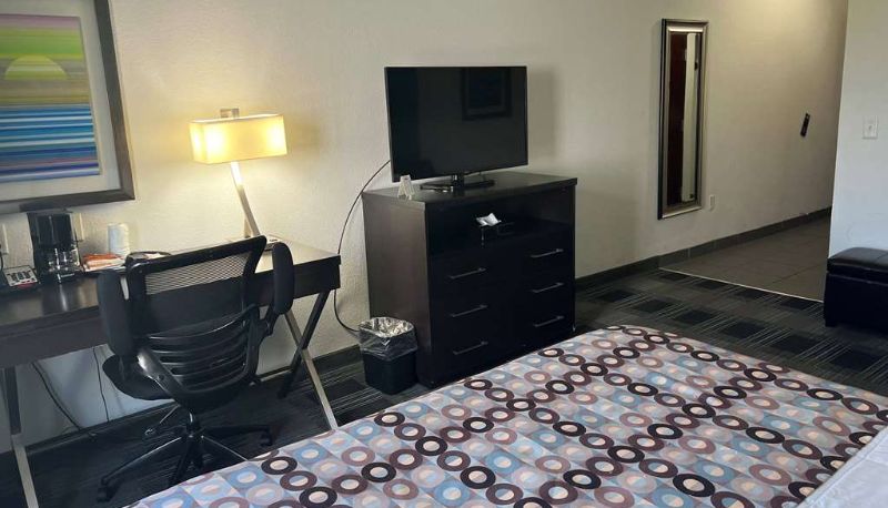 Zimmer - Days Inn by Wyndham Alva