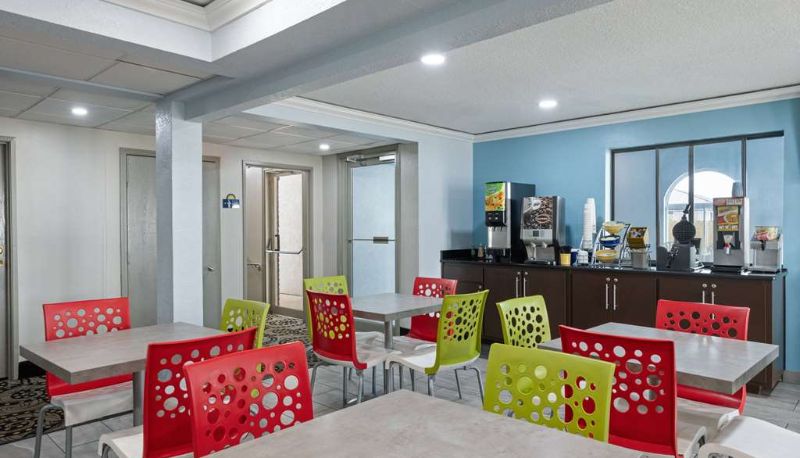 Innenbreich - Days Inn by Wyndham Miami