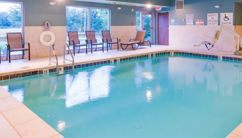 Pool - Holiday Inn Express & Suites RUSSELLVILLE by IHG
