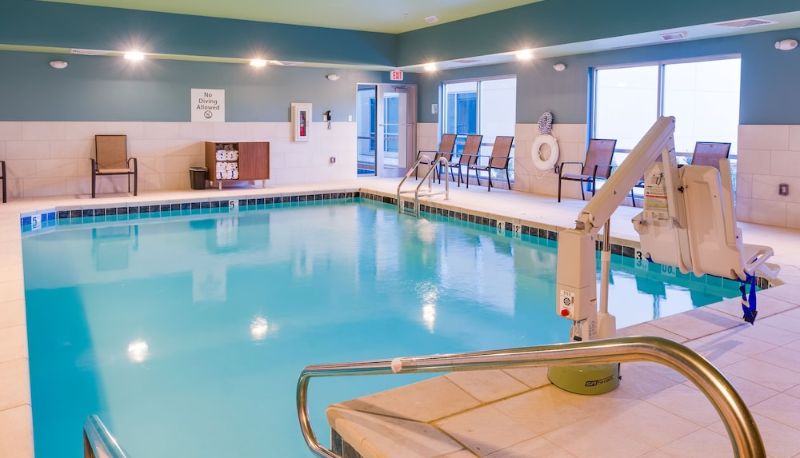Piscine - Holiday Inn Express & Suites RUSSELLVILLE by IHG