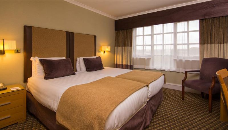 Camera - Best Western Plus Dunfermline Crossford Keavil House Hotel