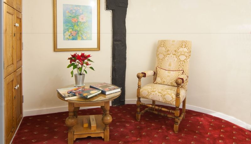Lobby - The Abbey Hotel and Apartments