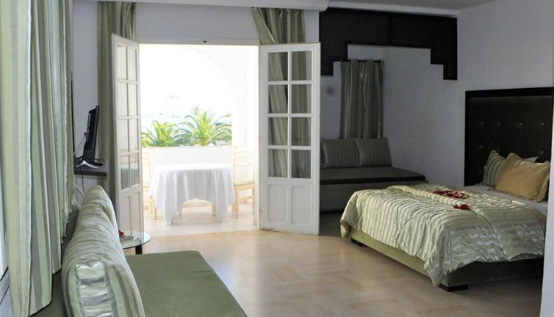 Quadruple room - Residence Ain Meriem