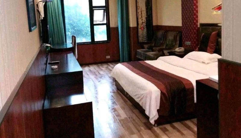 Camera - Jinghong Business Hotel