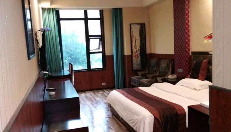 Camera - Jinghong Business Hotel