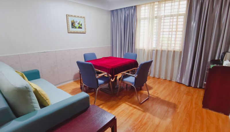 Camera - Xinhua · Youpin Hotel (Zhijiang People's Hospital Branch)