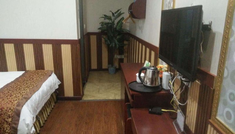 Room - Xinwei Business Hotel