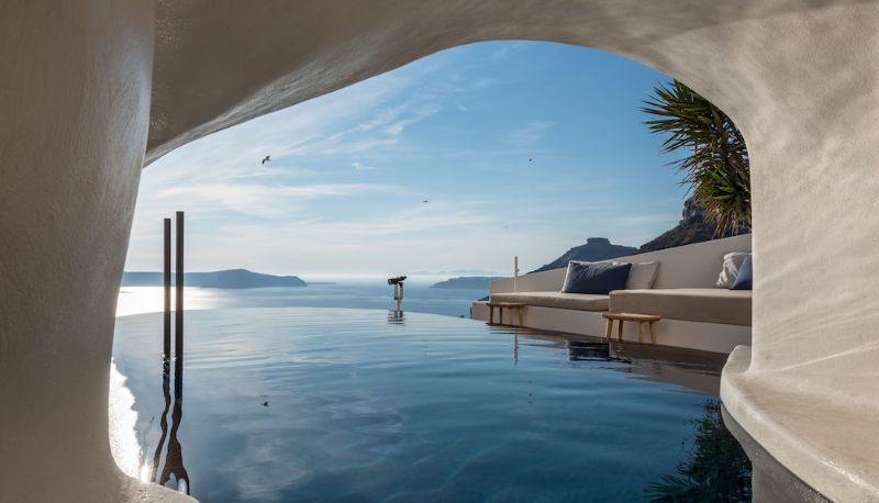 Pool - Porto Fira Suites