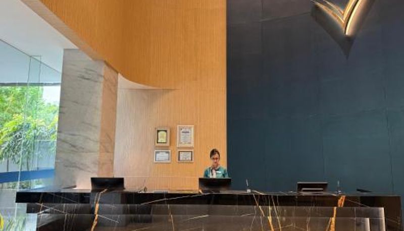 Resepsiyon - The Southern Hotel Surabaya