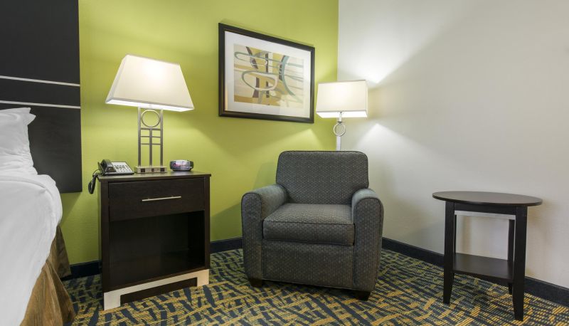 Room - Holiday Inn SAVANNAH S - I-95 GATEWAY by IHG