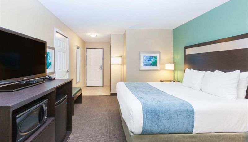 Zimmer - Baymont by Wyndham Midland Center