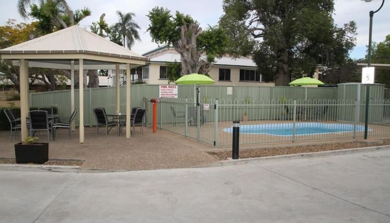 Piscina - Country Roads Motor Inn Gayndah Qld