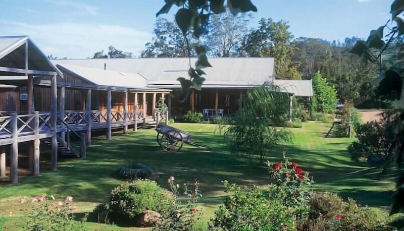 Hall - Riverwood Downs Mountain Valley Resort