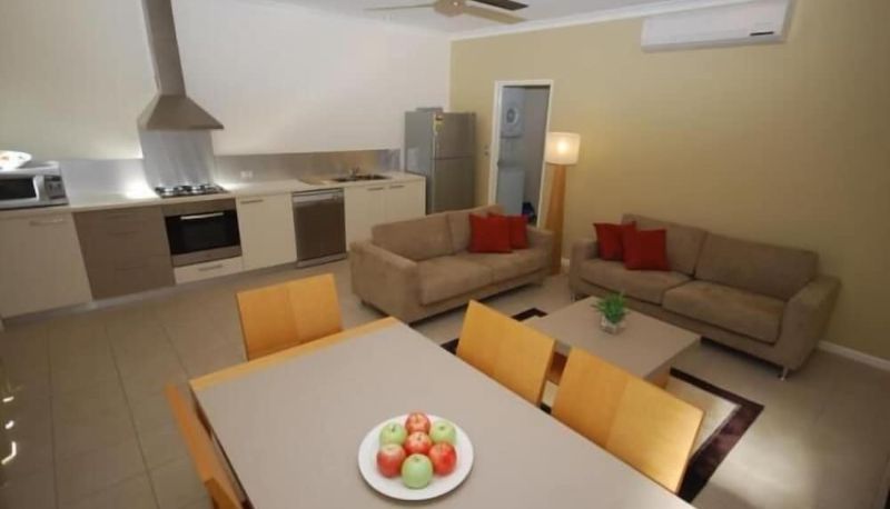 Info - Woodgate Beach Houses