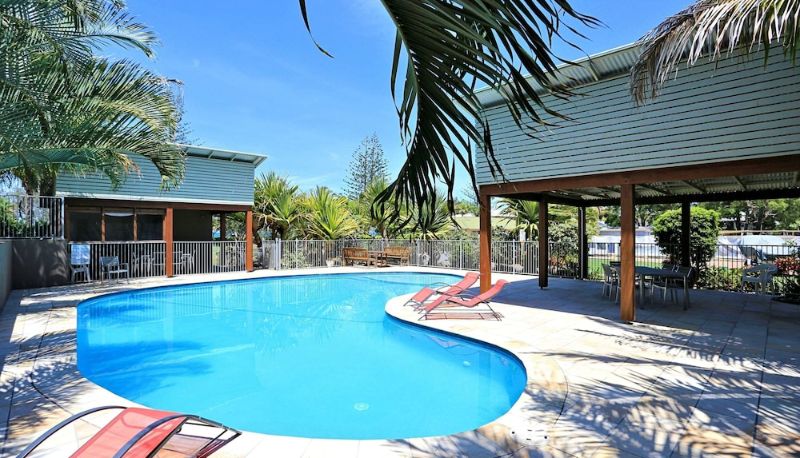 Info - Woodgate Beach Houses