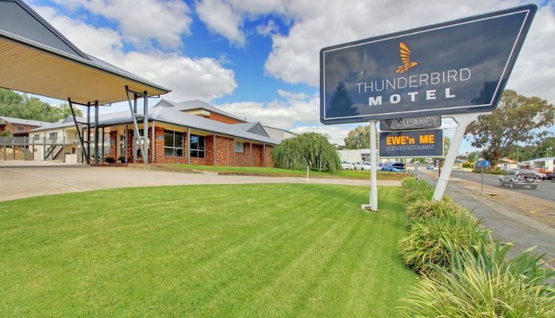 Bilgi - Thunderbird Motel
