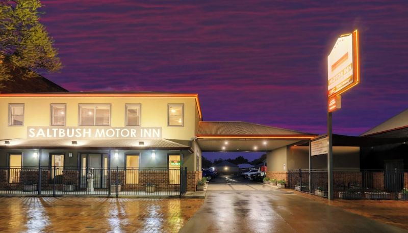 Info - Saltbush Motor Inn