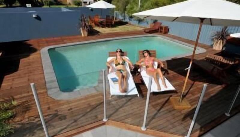 Pool - Waikiki Beach Bed & Breakfast