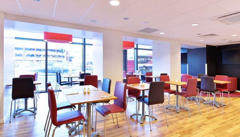 Restaurante - TRAVELODGE STOCKPORT
