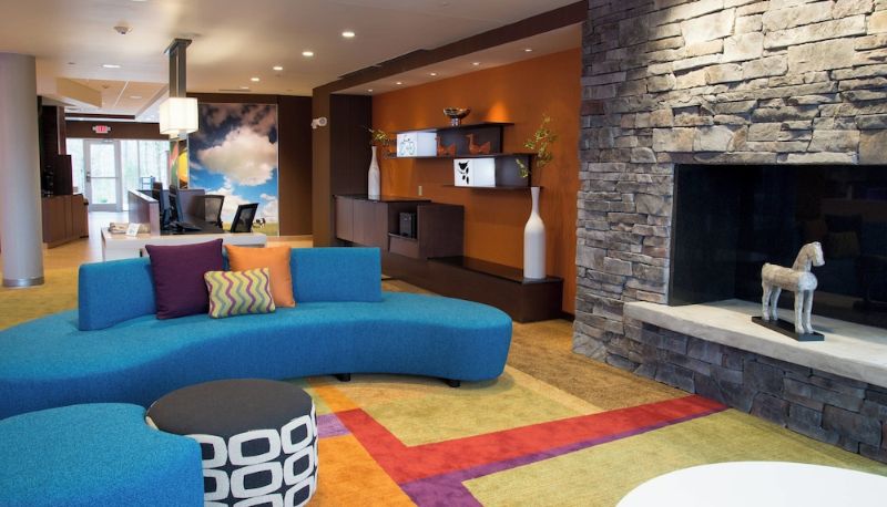 Lobby - Fairfield Inn and Suites by Marriott Dickson