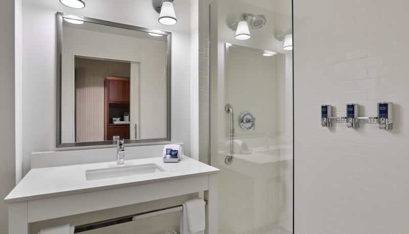 Kamer - Four Points by Sheraton Dallas Fort Worth Airport North