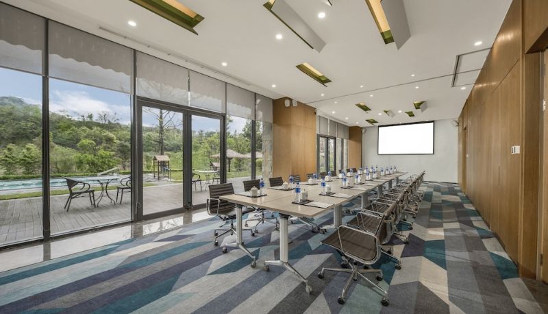 Toplantı odası - Holiday Inn Express EMEI MOUNTAIN by IHG