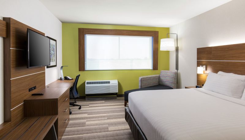 Zimmer - Holiday Inn Express VISALIA - SEQUOIA GATEWAY AREA by IHG