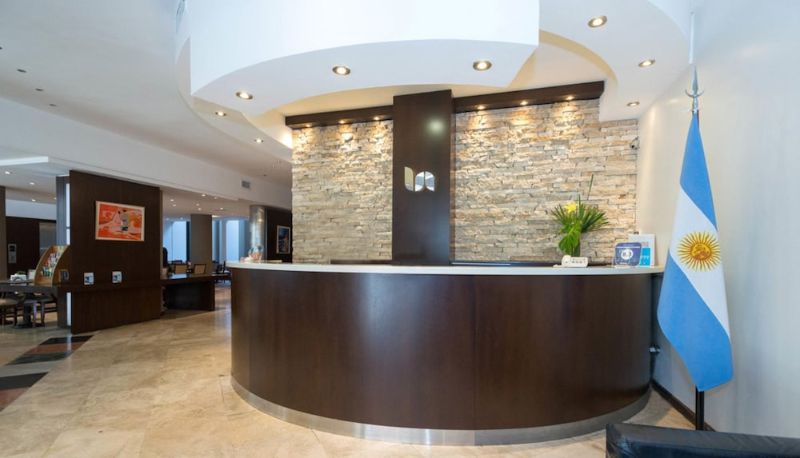 Réception - Urquiza Apart Hotel & Suites