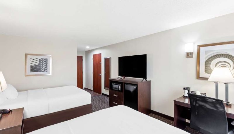 Camera - SureStay by Best Western Grayson