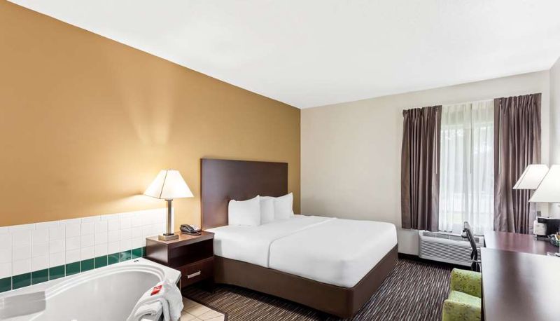 Camera - SureStay by Best Western Grayson